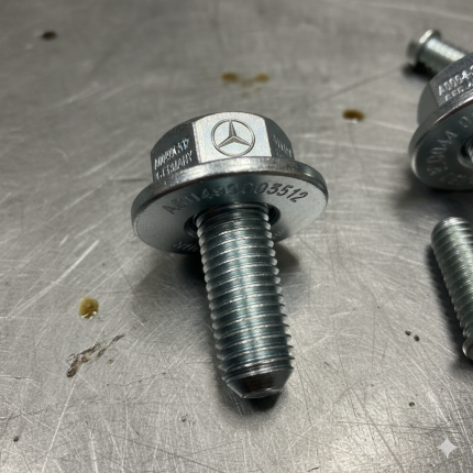 Mercedes-Benz Screw A0049903512